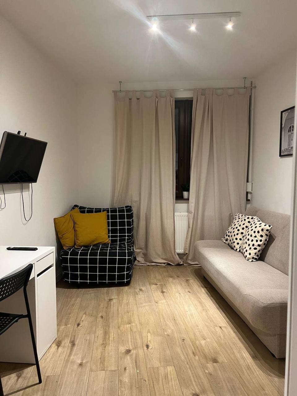 City Center - 3 Rooms - New Building - Private Parking Place - Garage Breslau Exterior foto