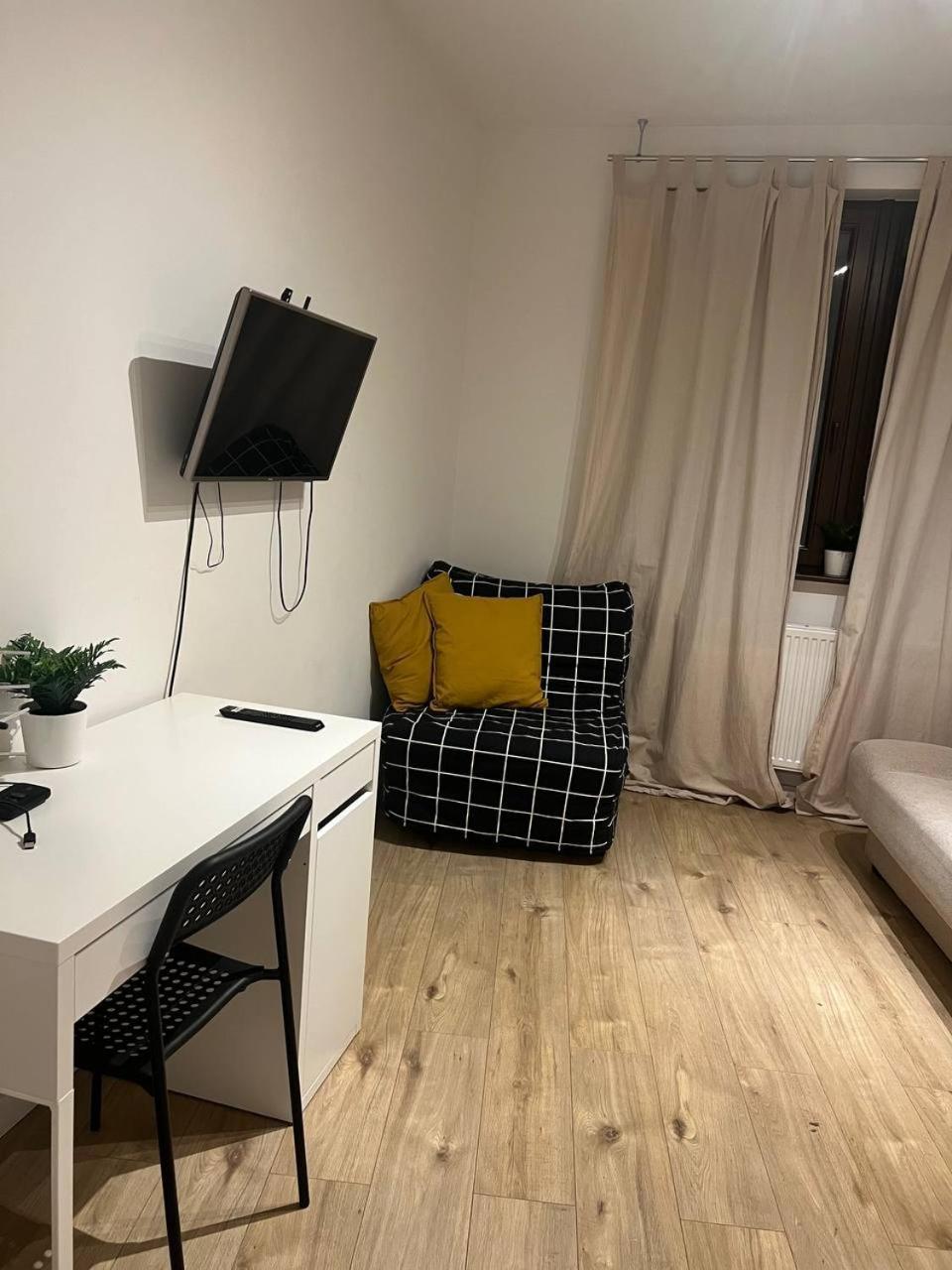 City Center - 3 Rooms - New Building - Private Parking Place - Garage Breslau Exterior foto